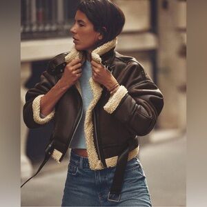 (SOLD)ZARA ✨Viral✨ Jacket